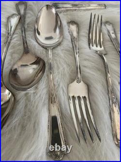 Kingston Silver plate 24 Pc Simeon And George Rogers Flatware Set With Case 1929
