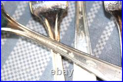 Lot 14 Silverware Simeon L and George H Rogers Co Oneida Ltd 52 Pieces Lot 14 Silverware Simeon L and George H Rogers Co Oneida Ltd 52 Pieces