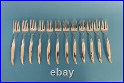 MCM 1847 Rogers Bros IS 78 Pc FLAIR Silverware Service for 12 & Serving Set MCM 1847 Rogers Bros IS 78 Pc FLAIR Silverware Service for 12 & Serving Set