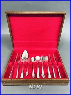 Marvelous 1941 Set of 35 Pc Original Precious Rogers Deluxe Plate Silverware