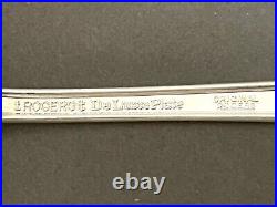 Marvelous 1941 Set of 35 Pc Original Precious Rogers Deluxe Plate Silverware