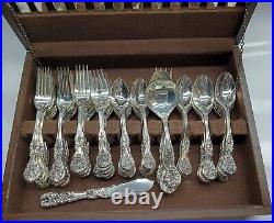 NEW FB Rogers FRENCH ROSE DESIGN SILVERPLATE FLATWARE, 64 PIECES WITH WOODEN BOX