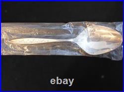 NOS 1967 1847 Rogers Bros ESPERANTO Silverplate Flatware Service for 8 48 Pc Set