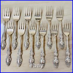 Oneida 1881 Rogers Baroque Rose Silverplate 1967 Silverware Set of 79pc withChest Oneida 1881 Rogers Baroque Rose Silverplate 1967 Silverware Set of 79pc withChest