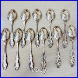 Oneida 1881 Rogers Baroque Rose Silverplate 1967 Silverware Set of 79pc withChest Oneida 1881 Rogers Baroque Rose Silverplate 1967 Silverware Set of 79pc withChest