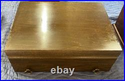 Oneida 1881 Rogers Baroque Rose Victorian Classic Silverplate 104 Pc 12Service Oneida 1881 Rogers Baroque Rose Victorian Classic Silverplate 104 Pc 12Service