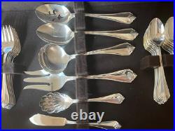 Oneida 1881 Rogers Silverplate Service for 16 & 6 Serving Pieces King James 86pc