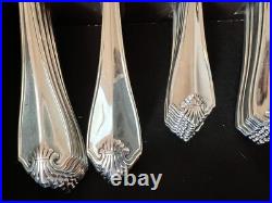 Oneida 1881 Rogers Silverplate Service for 16 & 6 Serving Pieces King James 86pc