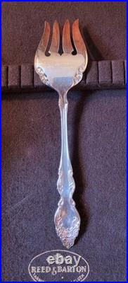 Oneida 1881 Rogers Silverplate Silverware 1967 Baroque Rose 68 Pcs serves 12 EX