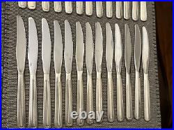 Oneida WM A Rogers Hotel Plate Columbia Regis Flatware Set Lot 169 Pieces READ