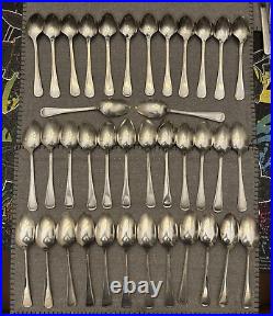 Oneida WM A Rogers Hotel Plate Columbia Regis Flatware Set Lot 169 Pieces READ