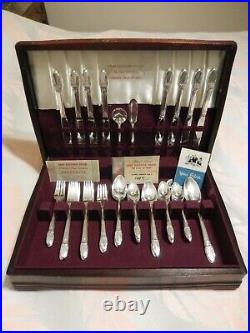 ROGERS BROS First Love Silver plate FLATWARE SERVICE FOR 8 WITH CHEST 52 pc