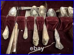 Rare Vtg 1847 Rogers Bros Silverplate Silverware Flatware 98 pc Set with Chest