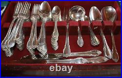 Remembrance 1847 Rogers Vintage Silverplate Flatware Set for (16)