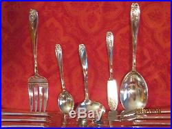 Rogers 1847 Daffodil 12 pc silverplate set/w serving pieces 82 piece set