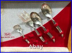 Rogers 1847 Flair Silverplate Service for 12 Flatware 69 pieces Vintage