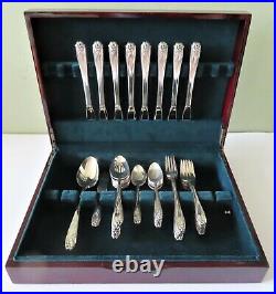 Rogers 1847 Silver Plate Daffodil Flatware Set 43 Pieces in Case