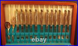 Rogers & Bro IS Exquisite service for 12 silverplate w serving pcs 90 pcs w case