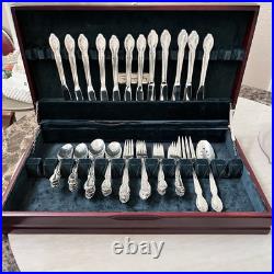 Rogers&Bro. Royal Manor Silverplate 1956 Silverware Set of 62 Floral Tip withChest