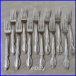 Rogers&Bro. Royal Manor Silverplate 1956 Silverware Set of 62 Floral Tip withChest
