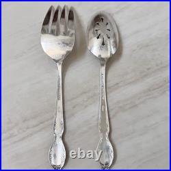 Rogers&Bro. Royal Manor Silverplate 1956 Silverware Set of 62 Floral Tip withChest
