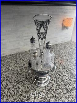 Rogers&Bro Triple Plate Antique Victorian Style Cruet Set