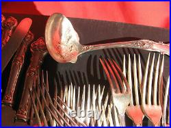 Rogers Bros. 1847 Charter Oak dining set teaspoons/tablespoons/forks/knives/ladle