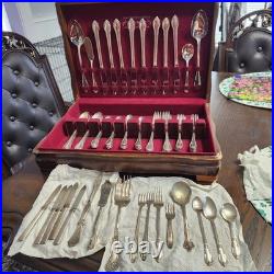 Rogers Bros 1847'First Love' Silver Plate Flatware Set 68 Pieces with Box