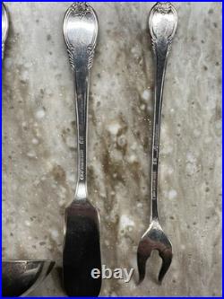 Rogers Bros 1847 Remembrance Silverplate Flatware Set 59 Piece + 8 Knives