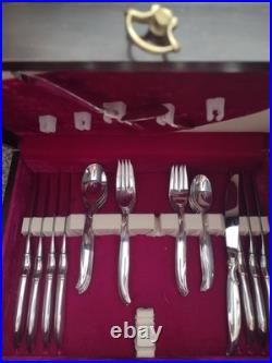Rogers Bros. 1847 Silver plate Flair Silverware 52 Piece Serves 8 Rogers Bros. 1847 Silver plate Flair Silverware 52 Piece Serves 8