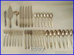 Rogers Bros. 1847 Silverplate Silhouette 31 Piece Flatware Set Rogers Bros. 1847 Silverplate Silhouette 31 Piece Flatware Set
