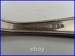 Rogers Bros. 1847 Silverplate Silhouette 31 Piece Flatware Set Rogers Bros. 1847 Silverplate Silhouette 31 Piece Flatware Set