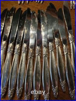 Rogers Bros 1847 Vintage Garland Silverware Set For 12 & serving. 63 pieces