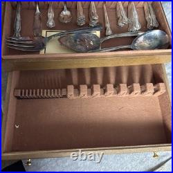 Rogers Bros 1952 Daybreak Elegant Lady Silver Plate Flatware 56 Pieces In Box