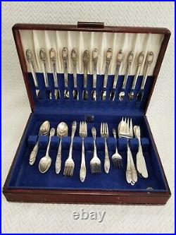 Rogers Bros. First Love Silverplated 70pc Stainless Silverware Flatware Set