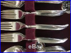 Rogers Bros Flair pattern silver plate flatware 95 pieces service for 12