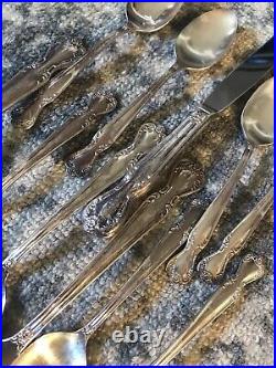 Rogers Bros IS International Exquisite Reinforced Silver Plate Floral 50 Pieces