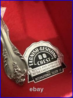 Rogers & Bros. Reinforced Plate IS Flatware 93 Pieces With Case Flatware Silver