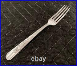 Rogers Celebrity Wild Rose Pattern 1939 Silverplate Service for 6 with 40 Pieces