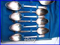 Rogers DeLuxe Silver Plate IS Precious Flatware svc for 6 26pcs in Storage Case