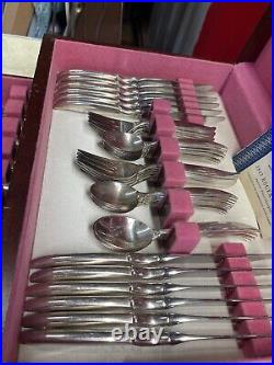 Rogers FLAIR Silverplate Flatware Set 64 Pc with Original Box Service For 12++