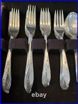 Rogers International Silver Springtime Silverplate 87 Piece Set Rogers International Silver Springtime Silverplate 87 Piece Set