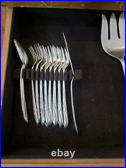 Rogers International Silver Springtime Silverplate 87 Piece Set