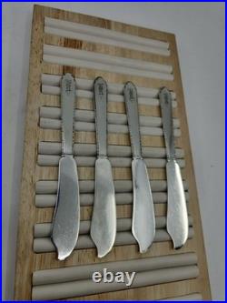Rogers Lunt & Bowlen Treasure William & Mary Sterling Butter Spreaders Set 4 Rogers Lunt & Bowlen Treasure William & Mary Sterling Butter Spreaders Set 4