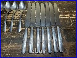 Rogers Oneida Silver Plated Flatware Set XTRA Simeon & George Rogers Oneida Silver Plated Flatware Set XTRA Simeon & George