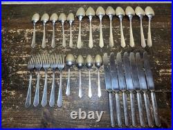 Rogers Oneida Silver Plated Flatware Set XTRA Simeon & George Rogers Oneida Silver Plated Flatware Set XTRA Simeon & George