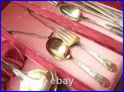Set 72 pcs Wm A Rogers Silver Plate Flatware Meadowbrook/Heather withStorage Box