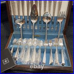 Silver Lace By 1847 Rogers Bros. 70 Pieces