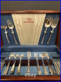 Silver Plated 1847 Rogers Brothers IS 70 Pieces Eternally Yours Silverware