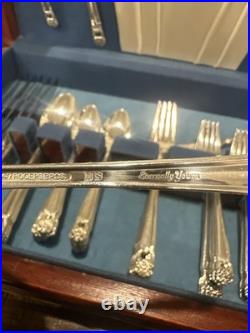 Silver Plated 1847 Rogers Brothers IS 70 Pieces Eternally Yours Silverware